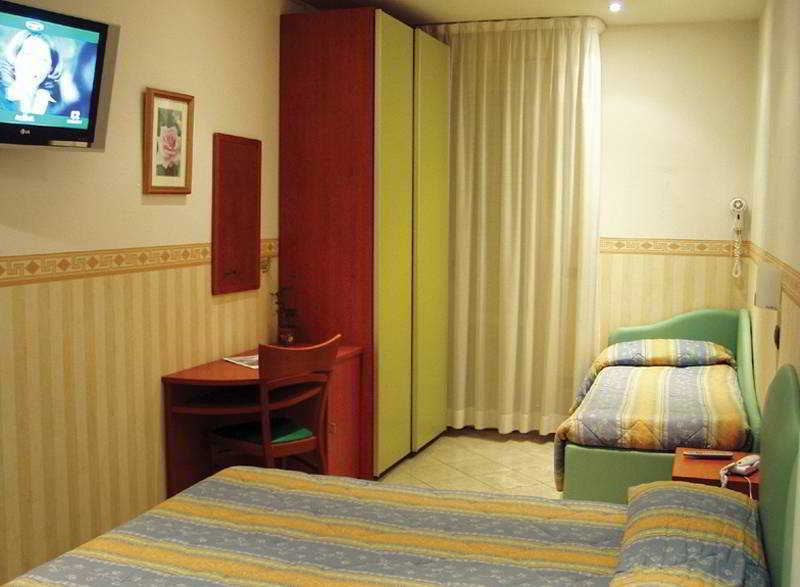 Hotel Scarlet リミニ エクステリア 写真